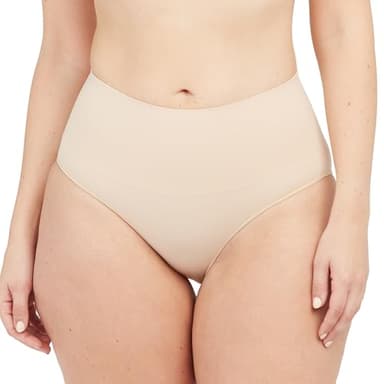 SPANX SPANXshape Everyday Shaping Brief - Core Control Shapewear Underwear - Invisible Under Clothes - Seamless Design - Soft Nude - Large