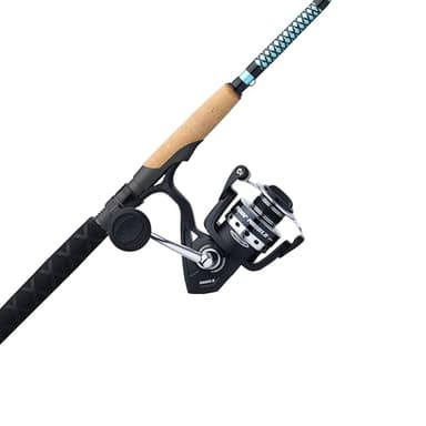 Ugly Stik 7' Carbon Inshore Spinning Rod and Penn Pursuit IV Reel Combo, 30 Size Reel, 1 Piece Fishing Rod, Medium Light Rod Power, 8-15 lb Line Rating