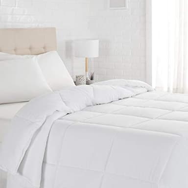 Amazon Basics White Down Alternative Comforter and Duvet Insert with Corner Tabs, Machine Washable, Full/Queen, Light