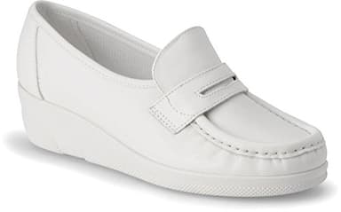 Nurse Mates Pennie Shoe | Slip-Resistant Loafer | Stain-Resistant | Comfort Support | White | Size 9M