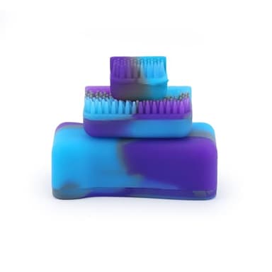 Green Piece® Green Silicone Magnet Cleaner - Perfect for your Glass Pieces and Vases - Clean Smarter and better. Remove Resin and Tar - Clean hard to reach areas - Excellent for all glass.