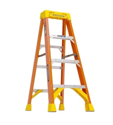 Werner 6204 stepladders, 4' Length, 19.92" Base Width, 7" Height, Orange, 4 Ft