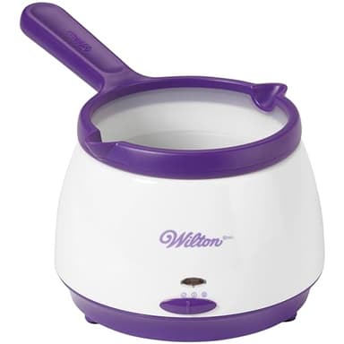 Wilton Candy Melts Melting Pot, Perfect for Strawberries and Cakepops, 2.5-cup Capacity, Packaging May Vary