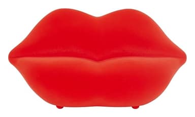 Bratz Funky Fashion Furniture Lip Couch Playset & Display, Fits 2 Dolls