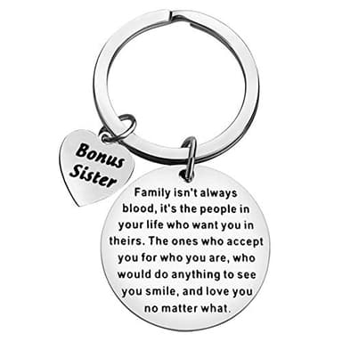 Baixian Sister in Law Keychain Unbiological Sister Gift Family isn't always blood Keyring Bridal Party Wedding Gift Sister in Law Gift from Sister, Stepsister, Bride Christmas Birthday Gift for Sister in Law, Silver, Small