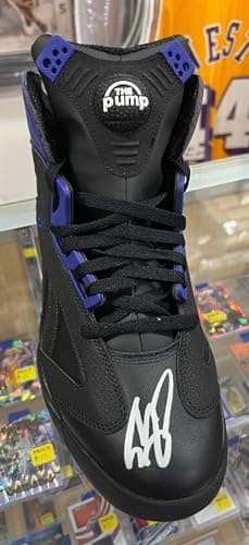 PSA/DNA Authentic Shaquille O'Neal Autograph (Right) The Pump Shaq Attaq Size 11 Shoe