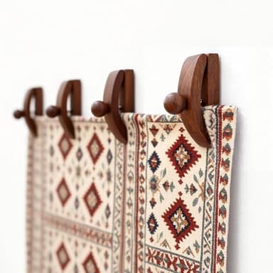 OHIYO Solid Walnut Wood Tapestry Wall Hangers 4 Pack Quilt Hangers, Blanket Hanger Clamps for Display, Wooden Wall Clips for Hanging Rug