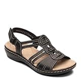 Clarks womens Leisa Janna Sandal, Black Leather, 8 Wide US