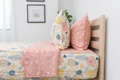Beddy's Flower Blossoms Durable Zipper Bedding for Kids - Bed in a Bag - Pink Floral Sheets and Comforter - Includes Pillowcase & Sham - Easy to Make & Wash - Twin