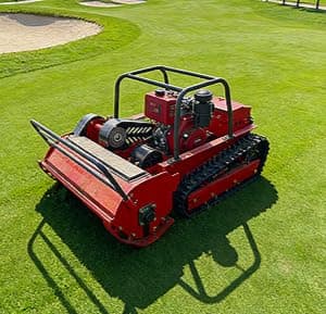 Remote Control Crawler Mower for Landscaping Businesses. 21.5" Cut. 1,640ft Range. 0–10.2" Height