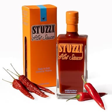 Stuzzi Premium Italian Hot Sauce, Small-Batch Craft Sauce, Dried Campanian & Cayenne Peppers, Medium Heat on Pizza, Tacos + More,Vegan, Non-GMO,No Preservatives, Spicy Holiday Gift 3.4 oz Glass Bottle