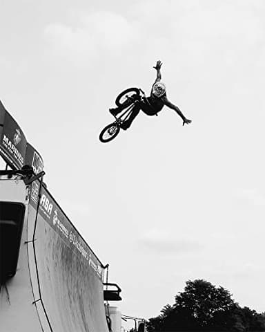 Govivo BMX Rider - 8x10 Unframed BMX Wall Decor Art Print On A Grey Background - Great Gift For Bicyclists And Those Who Love BMX