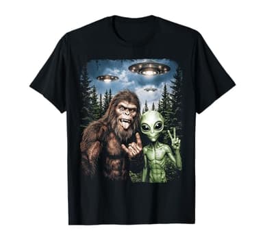 Bigfoot Alien Selfie Rock On Peace Sign Funny UFO Sasquatch T-Shirt