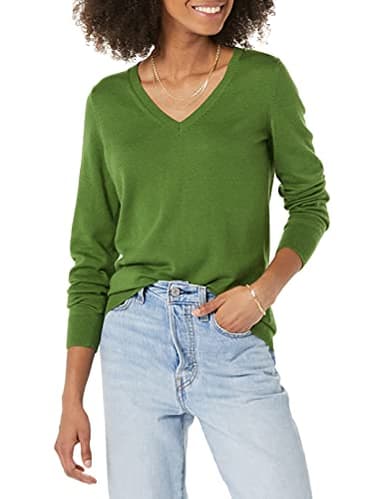Amazon Essentials Women's Regular-Fit Lightweight Long-Sleeve V-Neck Sweater, Green, Medium