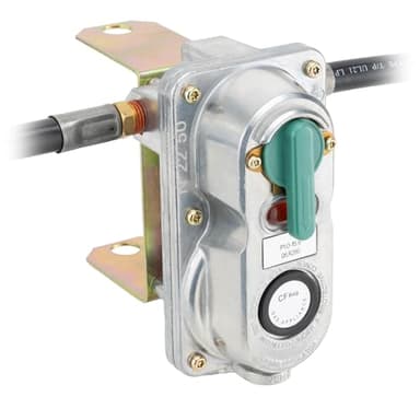 RecPro RV Propane Gas Regulator 2-Stage Auto Changeover | 11.5" Pigtail Hose Connector | 250 PSI | 287,500 BTU | Mounting Bracket & Cover | For RVs, Vans & Trailers