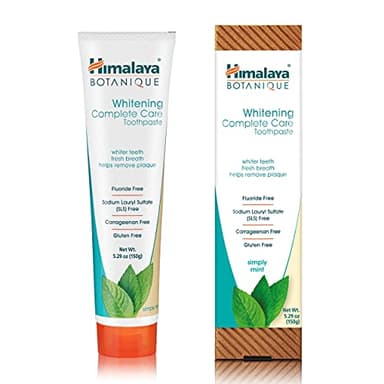 Himalaya Botanique Complete Care Whitening Toothpaste, Simply Mint, for a Clean Mouth, Whiter Teeth and Fresh Breath, 5.29 oz