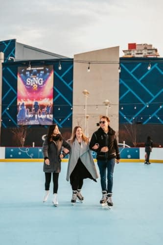 Glide Masters 2′ x 2′ Synthetic Ice Tiles, Pack of 10-400 sq ft