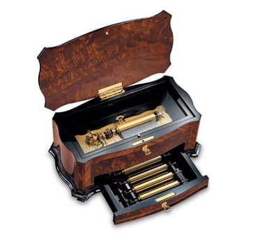 Reuge Music Box Company Masterpiece 72 Note Interchangeable 5 Movement, 15 Tune Crescendo/Dolce Vita Music Box