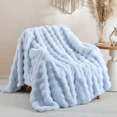 Smoofy Faux Fur Throw Blanket for Couch - Light Blue Super Soft Cozy Bubble Blanket, Fluffy Plush Fuzzy Throw for Sofa & Bed, Thick Lightweight Warm Blanket, Luxury Aesthetic Gift for Women 50"x60"