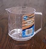 Clear Measuring Cup for Swimming Pool and Spa Chemicals - Bs17248